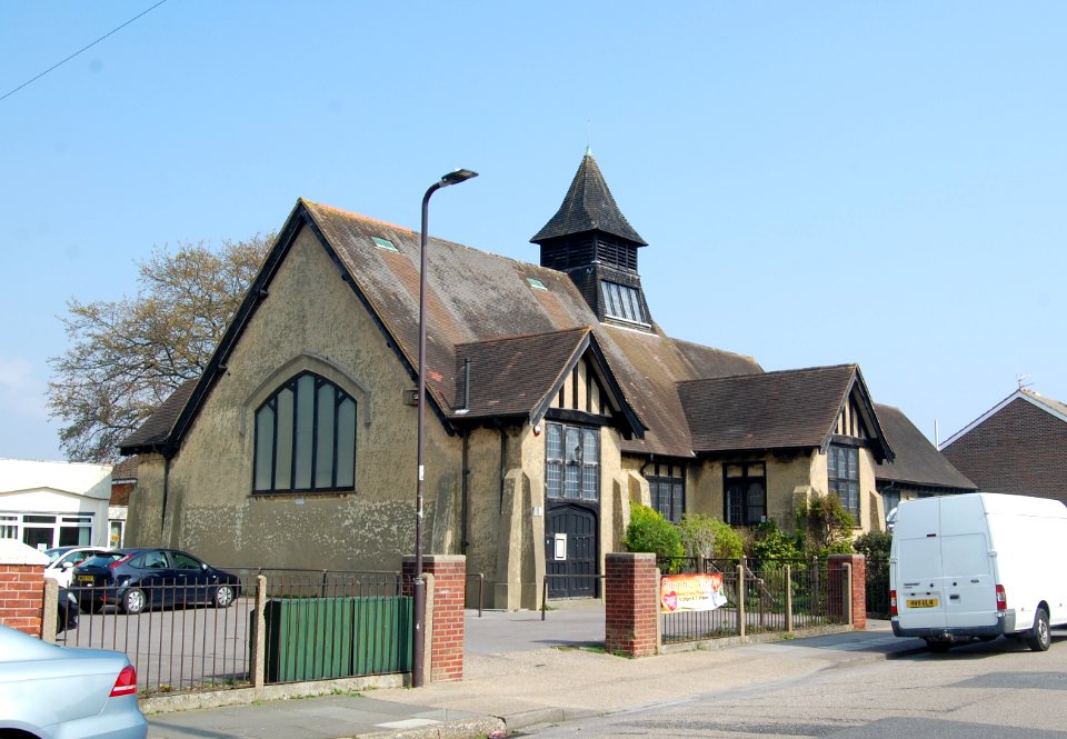 St Nicholas' Church, Battenburg Avenue, Hilsea (March 2019) (6)