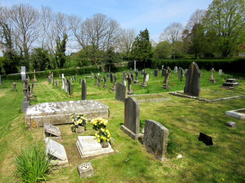 St Mildred's Church, Beatrice Avenue, Whippingham, Isle of Wight (May 2016) (Churchyard) (1)