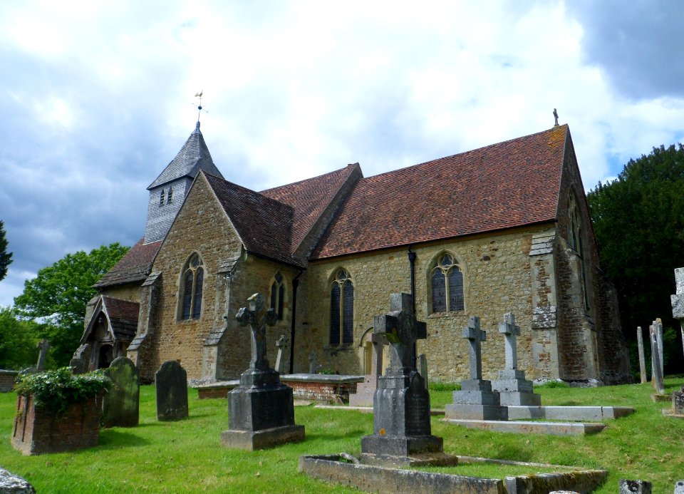 St Mary and All Saints Church, Church Road, Dunsfold (May 2014) (5)