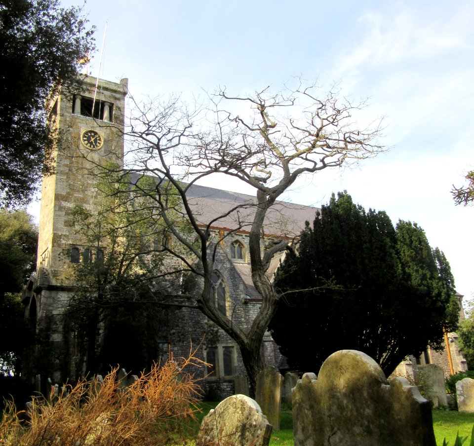 St Mary the Virgin's Church, Church Road, Cowes, Isle of Wight (May 2016) (10)