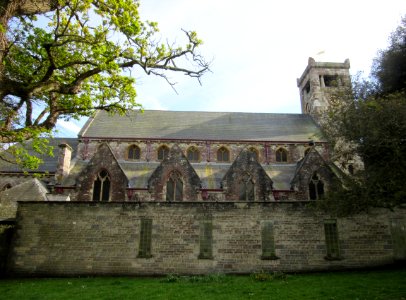 St Mary the Virgin's Church, Church Road, Cowes, Isle of Wight (May 2016) (6)