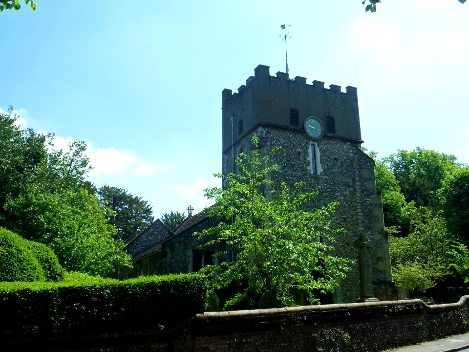 St Martin's Church, Ockham Road South, East Horsley (May 2014) (6)