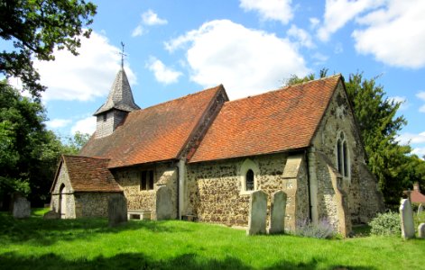 St Nicholas' Church, Church Hill, Pyrford (June 2015) (7)