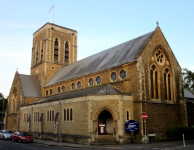 St Nicholas' Church, Bury Street, Guildford (June 2015) (2)