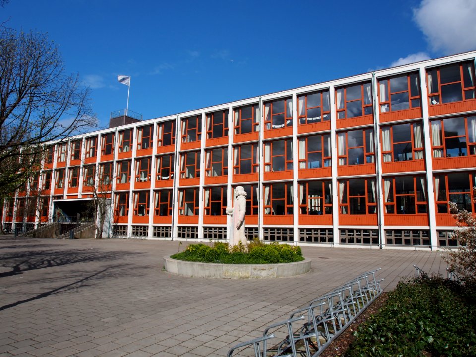 Spinozalyceum, Peter van Anrooystraat 8 pic2