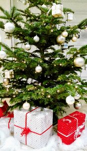 Gifts balls fir tree