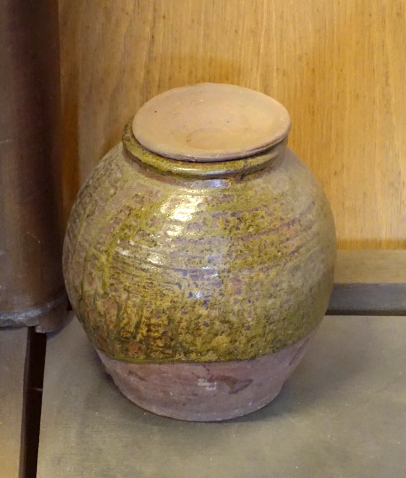 Spice jar, Muong - Vietnam Museum of Ethnology - Hanoi, Vietnam - DSC02704