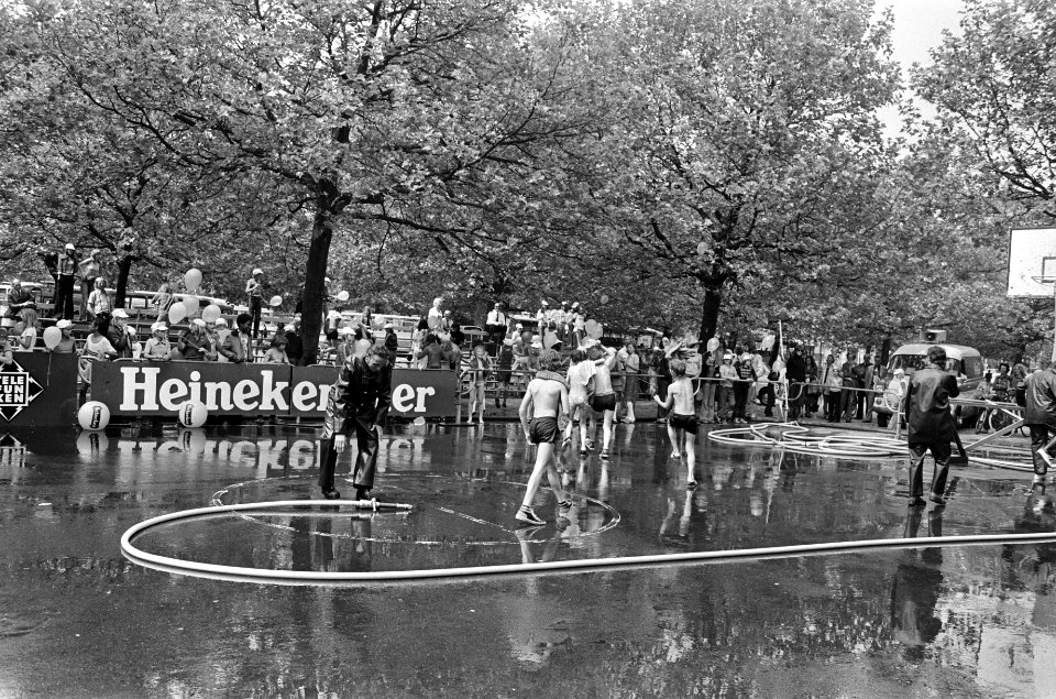 Spelmoment, Bestanddeelnr 927-9998