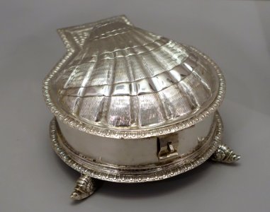 Spice Box, British, makers mark BT with two staves in saltire, 1609, silver - Fogg Art Museum, Harvard University - DSC01361