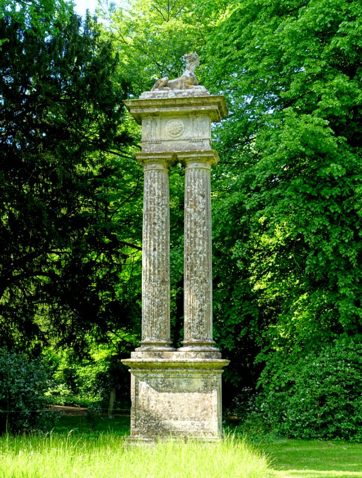 Sphinx - Lacock Abbey - Wiltshire, England - DSC01011