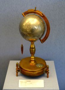 Spheric sundial, probably Italy, 1700s, pewter, brass, wood - Germanisches Nationalmuseum - Nuremberg, Germany - DSC03755