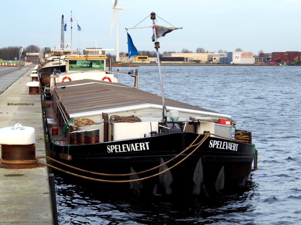 Spelevaert ENI 02309423 Port of Amsterdam pic1