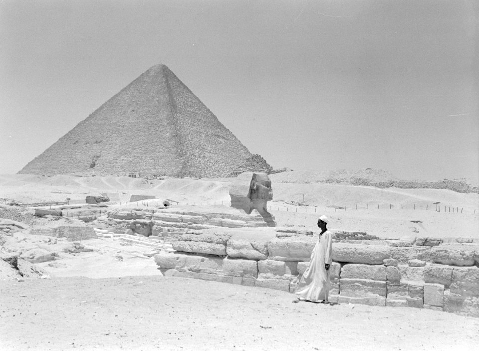 Sphinx en piramide van Gizeh, dragonder (r), Bestanddeelnr 191-0109