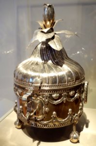 Spice box (yerbera), maker unknown, Peru, c. 1775-1800, silver - De Young Museum - DSC00995
