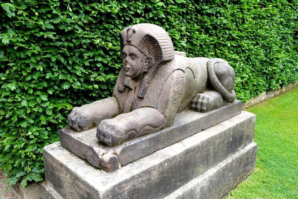 Sphinx 2, Egyptian portal - Biddulph Grange - Staffordshire, England - DSC09296