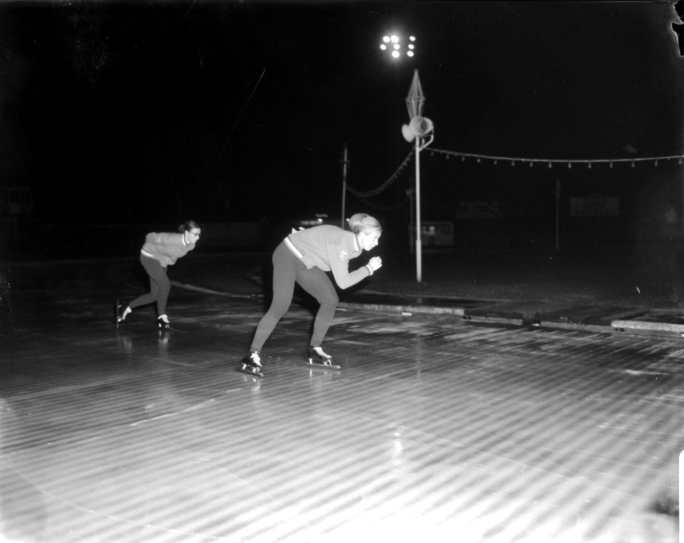 Sport, schaatsen, kunstijsbanen, Bestanddeelnr 919-6841