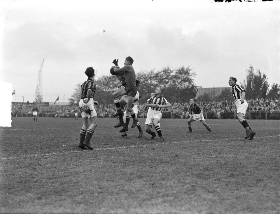 Sport, voetbal, Bestanddeelnr 904-2684
