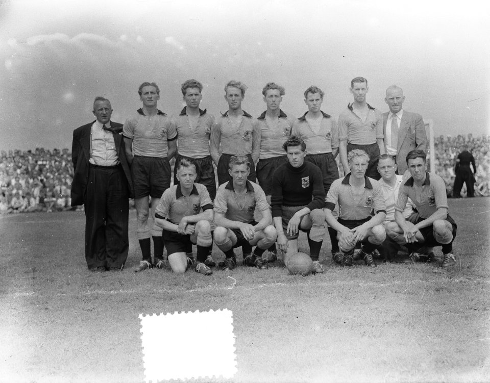 Sport, voetbal, elftallen, Bestanddeelnr 905-8196