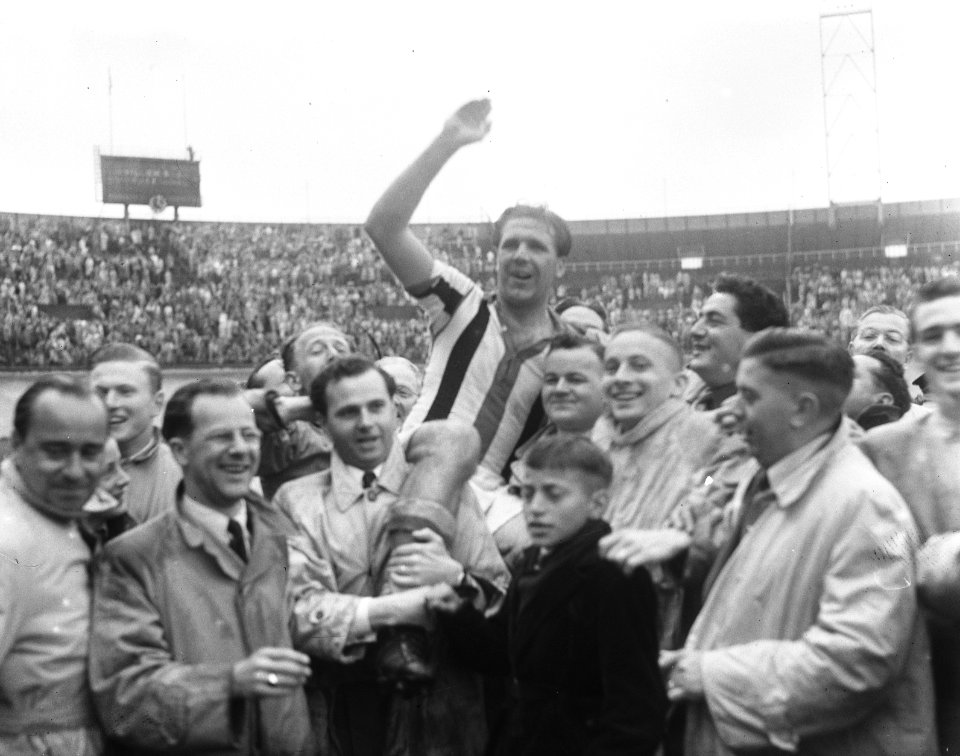 Sport, voetbal, Bestanddeelnr 905-1635