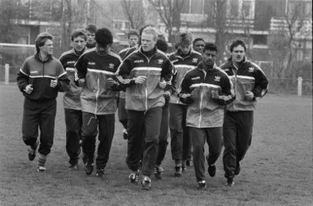 Sport, voetbal, trainingen, Bestanddeelnr 934-4434
