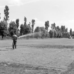 Sport, voetbalvelden, reconstructies, Bestanddeelnr 167-0672