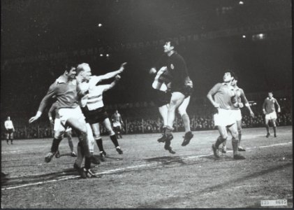 Sport, voetbal, Bestanddeelnr 135-0605