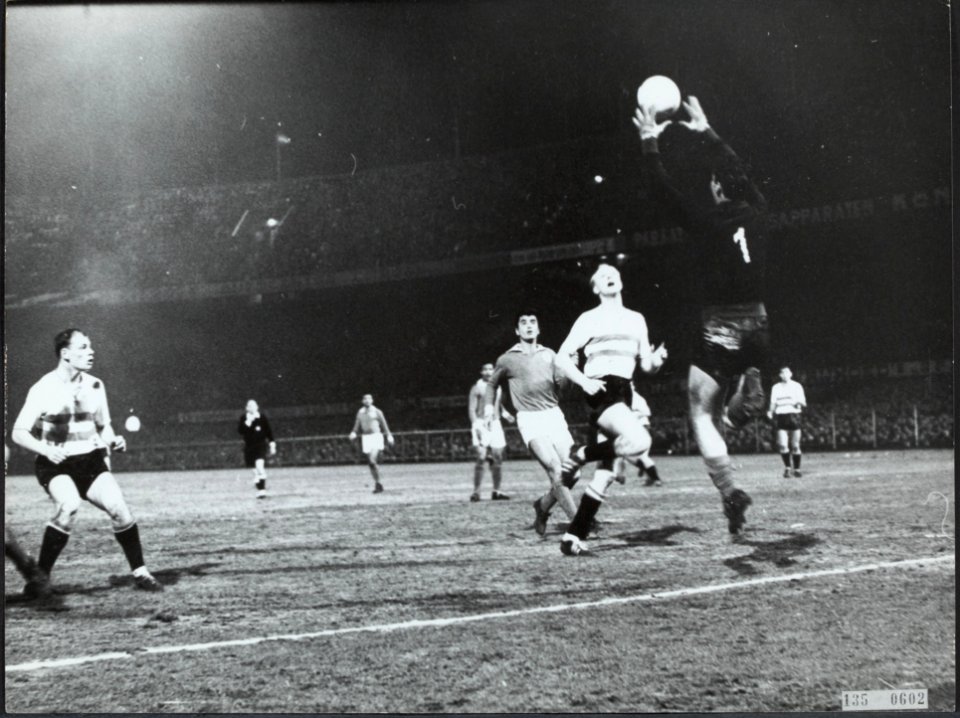 Sport, voetbal, Bestanddeelnr 135-0602