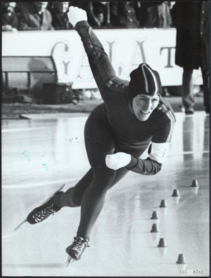 Sport, schaatsen, keulen-deelstra atje, Bestanddeelnr 135-0782