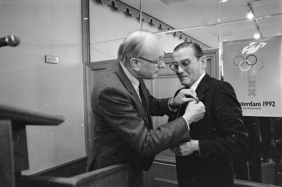 Sportfonds Leo van de Kar, Bestanddeelnr 933-2352