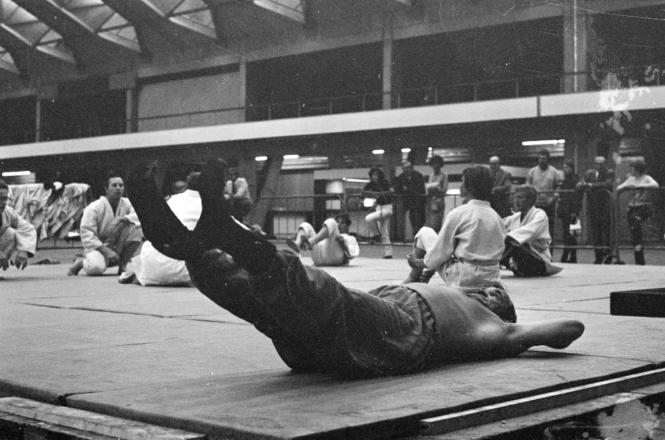 Sportende mannen, Bestanddeelnr 921-5538