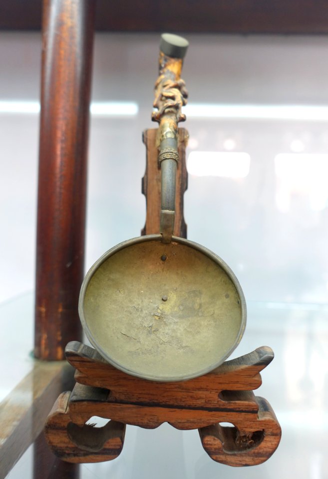 Spoon from the Nguyen dynasty, late 19th century, wood and metal - Museum of Vietnamese History - Ho Chi Minh City - DSC05966