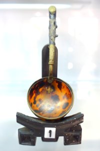 Spoon from the Nguyen dynasty, 19th century, tortoise shell - Museum of Vietnamese History - Ho Chi Minh City - DSC05961