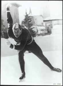 Sport, schaatsen, grift van de h, Bestanddeelnr 135-0781