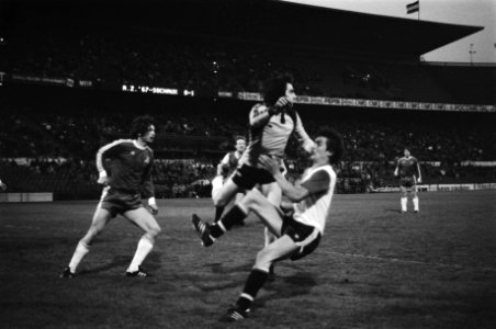Sport, Feyenoord tegen Dynamo Tiflis 2-0 (Europacup-II), spelmoment, Bestanddeelnr 931-4445