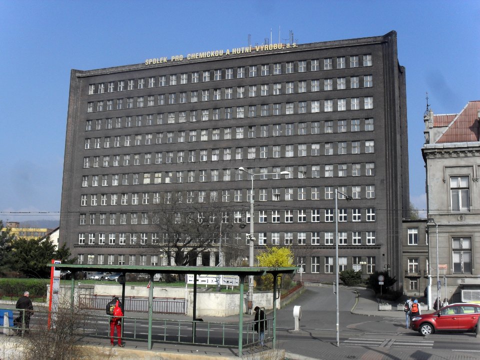 SPOLCHEMIE B