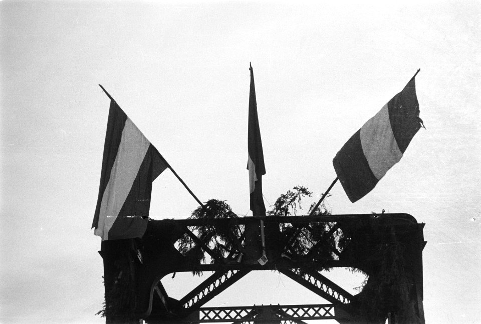 Spoorbrug bij Buggenum in gebruik genomen, Bestanddeelnr 901-1799