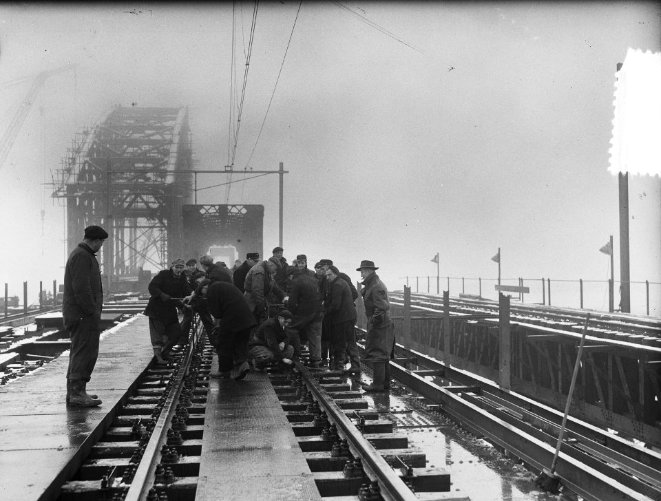 Spoorbrug Oosterbeek plaatsing nieuwe gedeelte, Bestanddeelnr 904-9569