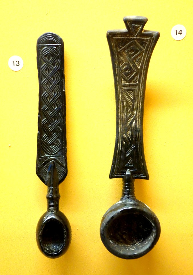 Spoons for palm oil (koi) - Kuba - Royal Museum for Central Africa - DSC06196