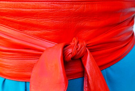 Gaudy knot clothing