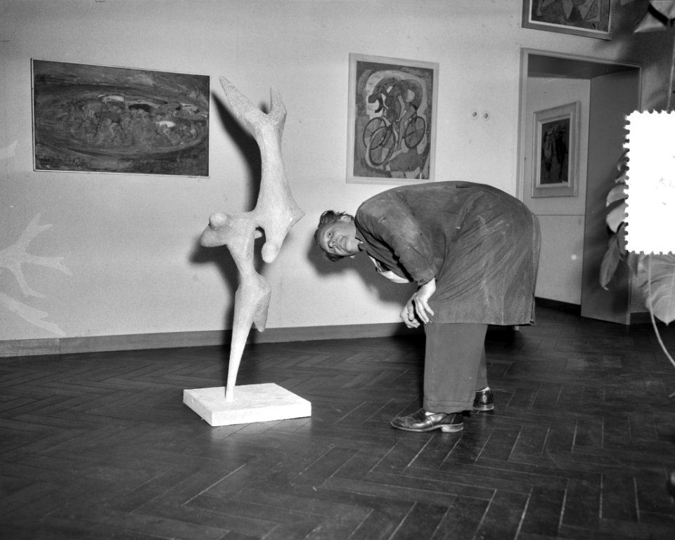 Sportbeeldententoonstelling Stedelijk Museum, Bestanddeelnr 907-8370