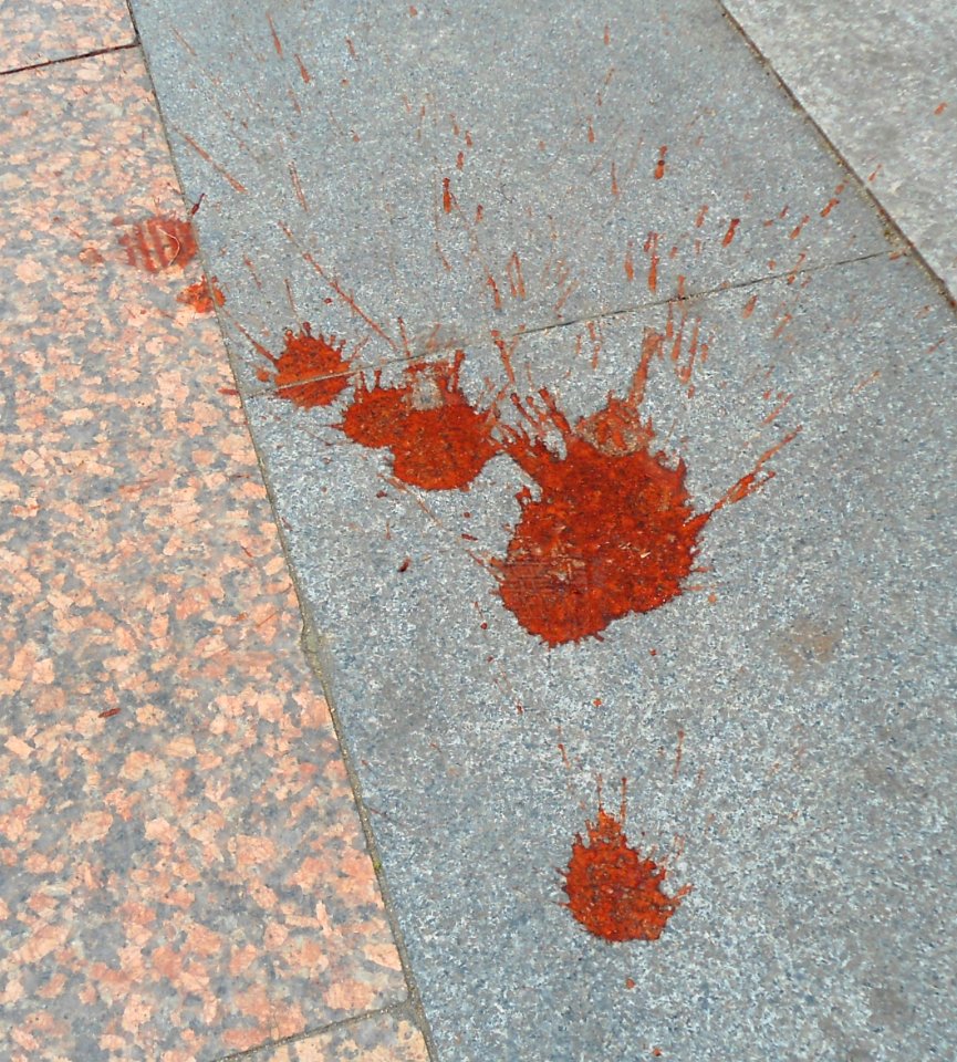 Spit from chewing Areca nut 02