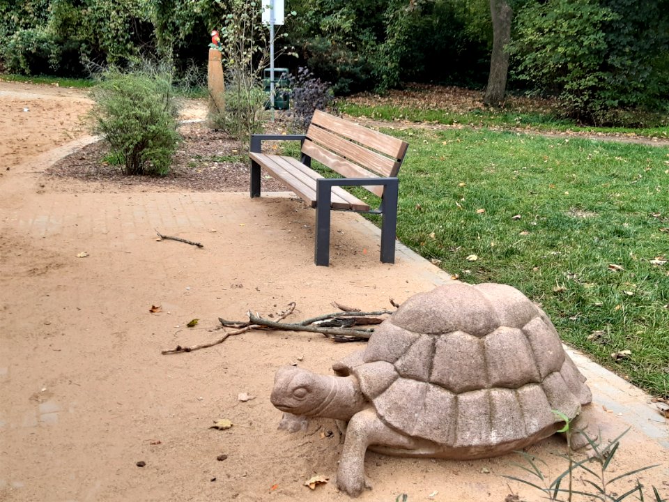 SpielplatzTeichstraßeHalle Schildkröte