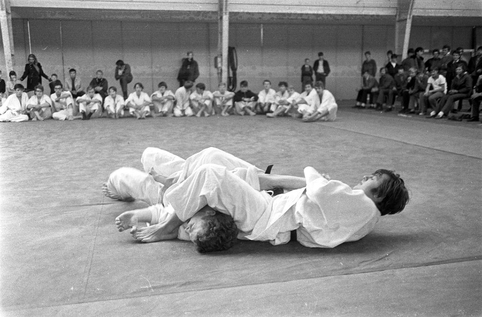 Sport in de Oude RAI, tijdens vakantie. Judo, Bestanddeelnr 921-7987