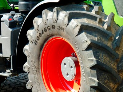 Harvester vehicle machine