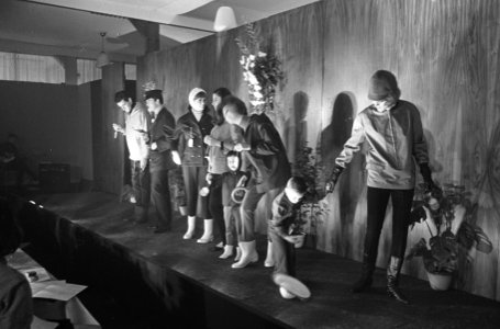 Sportbeurs te Rotterdam, Van Os, Bestanddeelnr 917-3240