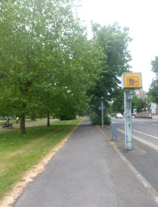 Southward view along Preston Road from Nestor Court Bus Stop, Preston Park, Brighton (June 2020) (2)