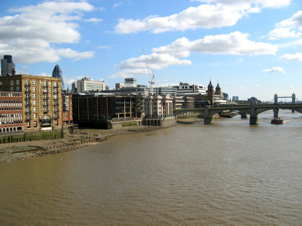 Southwark-Bridge-20040918-005