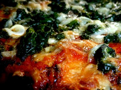 Spinach-pizza-close