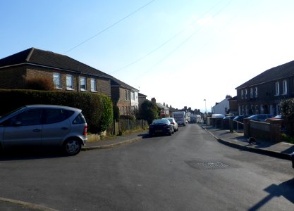 Southward view along Glynde Road, Queens Park, Brighton (April 2013)