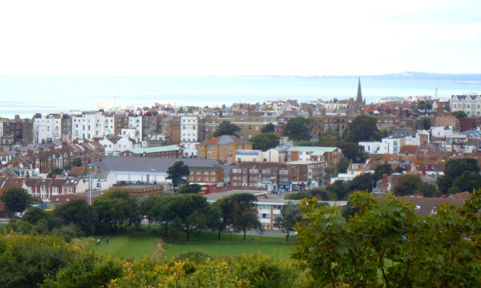 Southwestward view across Kemptown from Footpath above East Brighton Golf Course (August 2014) (1)